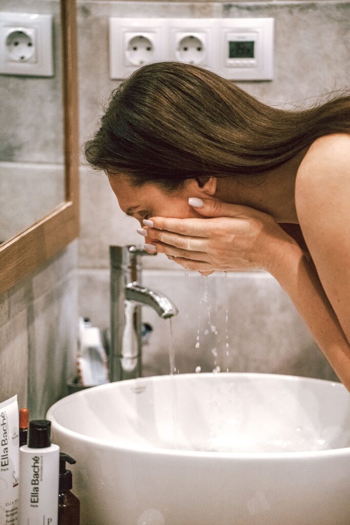 washing face, castile soap uses